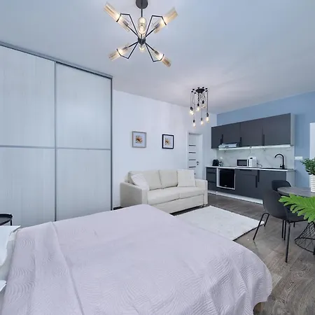 Laurinska Design For 4 Apartmán
